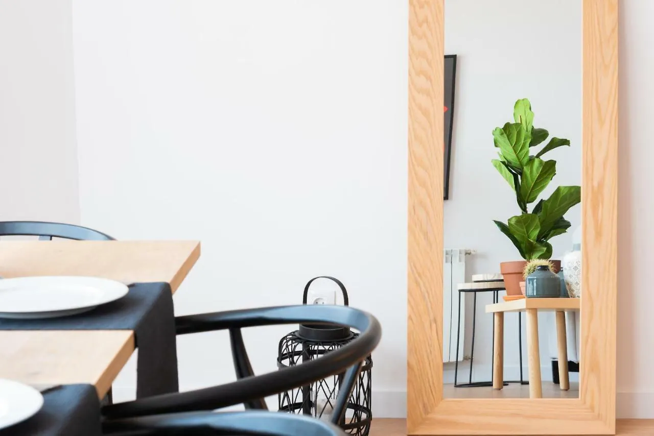 Petit Luxe L'Atic Apartment Terrassa