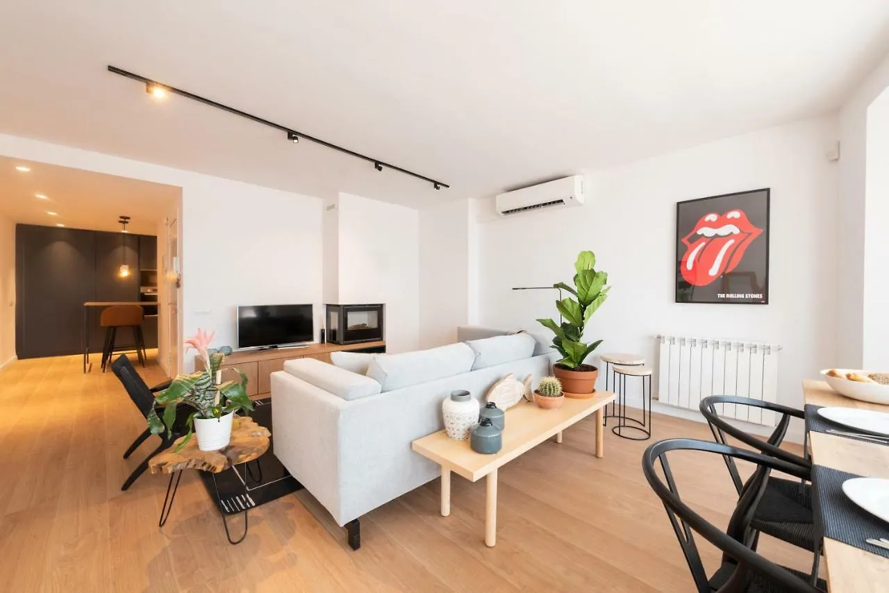 Petit Luxe L'Atic Apartment Terrassa